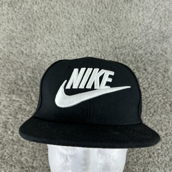Nike Hat Cap Snap Back One Size Black White Big Swoosh Embroidered Mens - Picture 1 of 11
